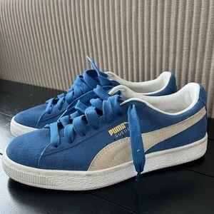 Puma | Blue Seude Sneakers 7W